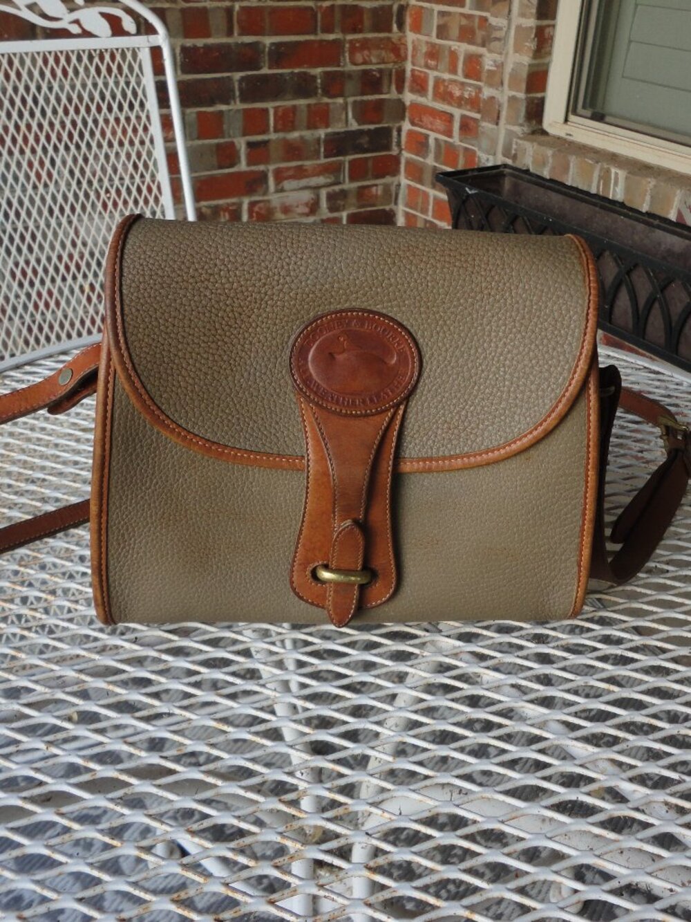 DOONEY & BOURKE Vintage Pebbled Brown Leather Crossbody Purse